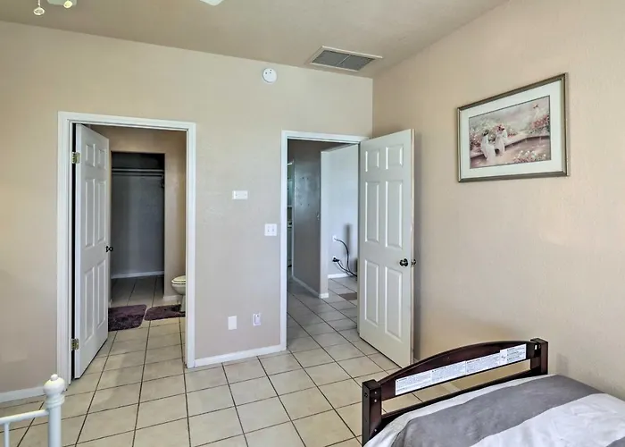 Private Desert Escape 5 Min To Casino, Lake, River *